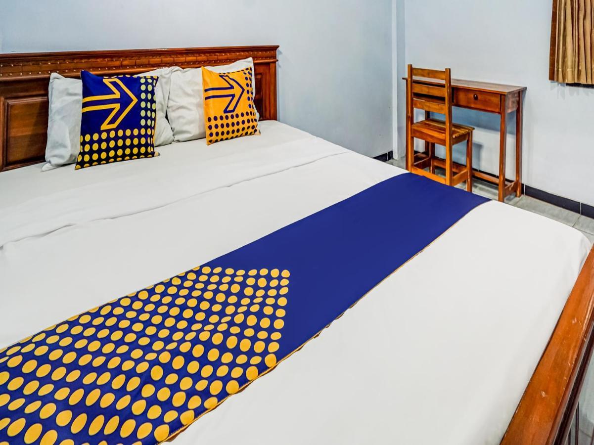 Spot On 90797 Sukun Syariah Homestay Malang Exteriör bild